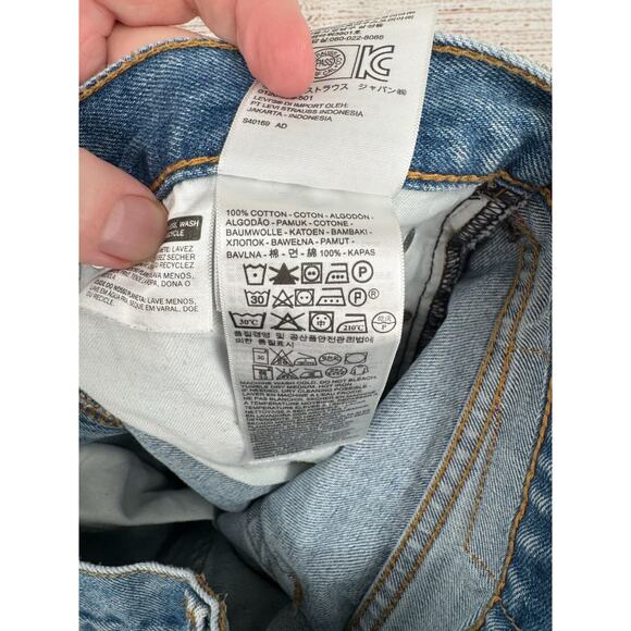 Levi's 505 Classic Straight Leg Jeans Men's Size 34x29 Blue Light Wash Denim - Picture 9 of 12